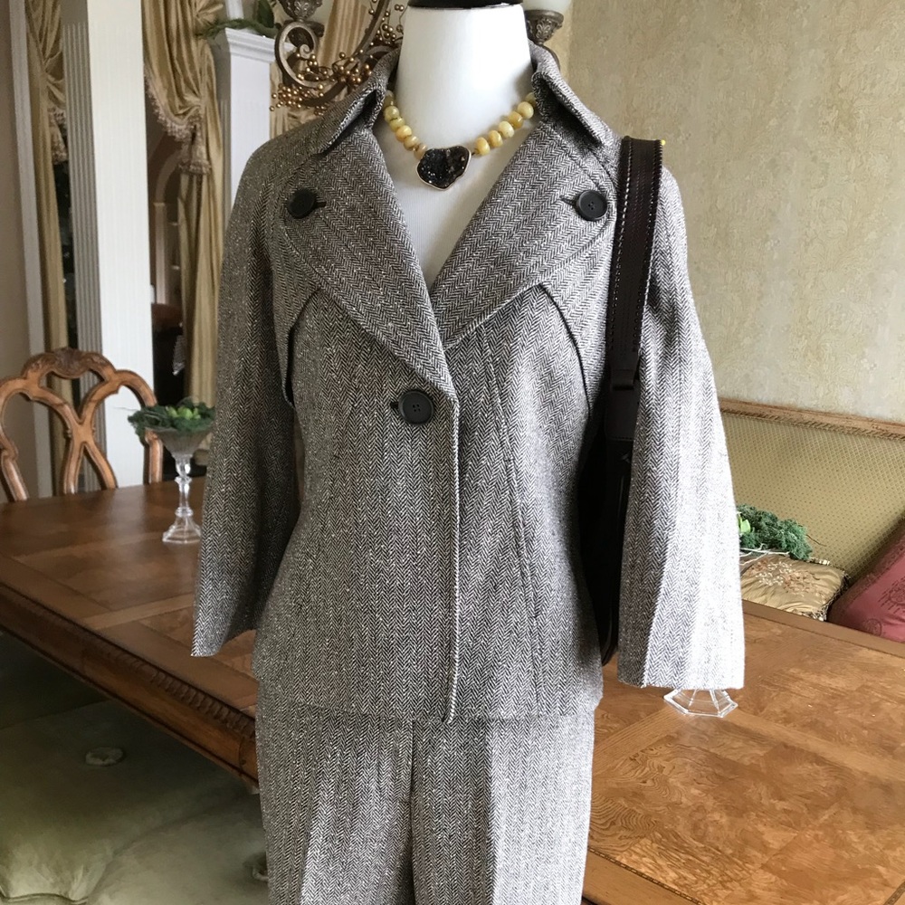 Nine West brown tweed pant suit